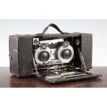 A Dr Rudolf Krugener stereoscopic camera, together with two stereoscopic card viewers and a small