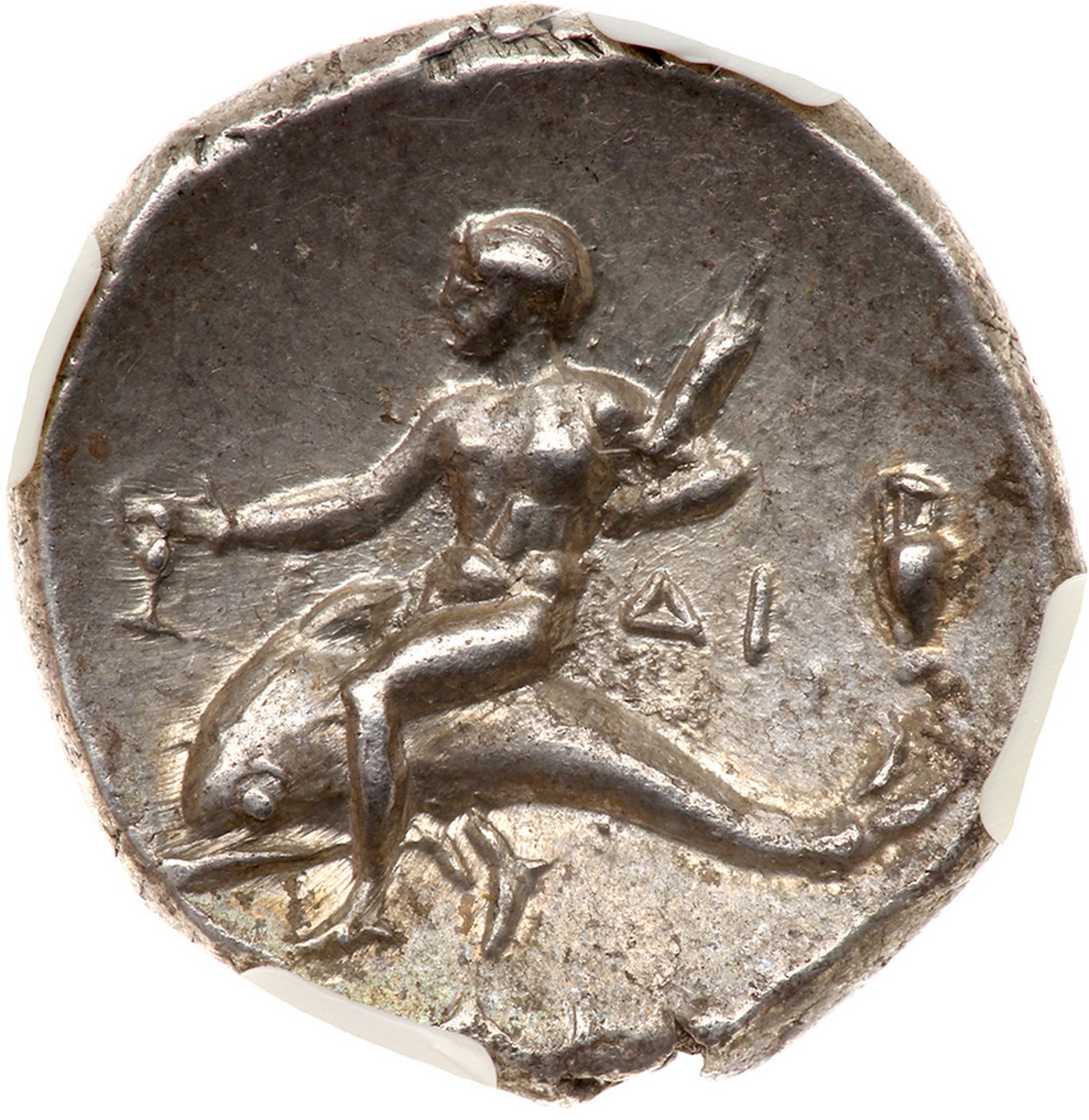 Calabria, Tarentum/Taras. Silver Didrachm (6.51 g), ca. 302-280 BC. Hippodanos, magistrate. , - Image 2 of 2