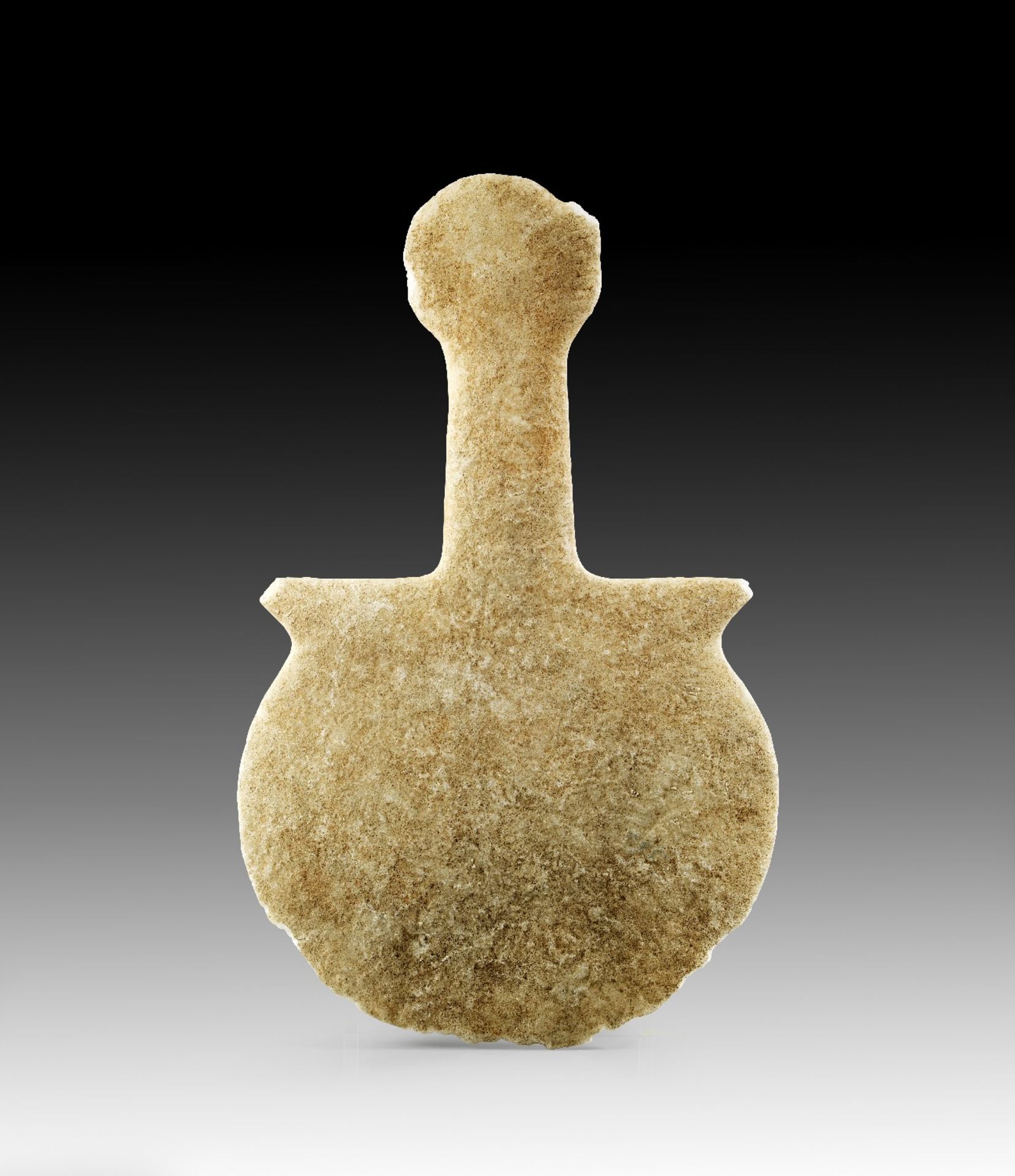 Idol vom Kusura-Beycesultan-Typus. Westasiatisch, Mitte 3. Jt. v. Chr. H 23,2cm. Weißer,