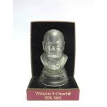 A WEBB CORBETT CRYSTAL BUST, WINSTON CHURCHILL 1874-1965 modelled by Eric Griffiths, limited edition