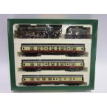 [OO GAUGE]. A HORNBY TRAIN PACK NO.R2031, THE BRISTOLIAN limited edition 590/3000, comprising B.R.