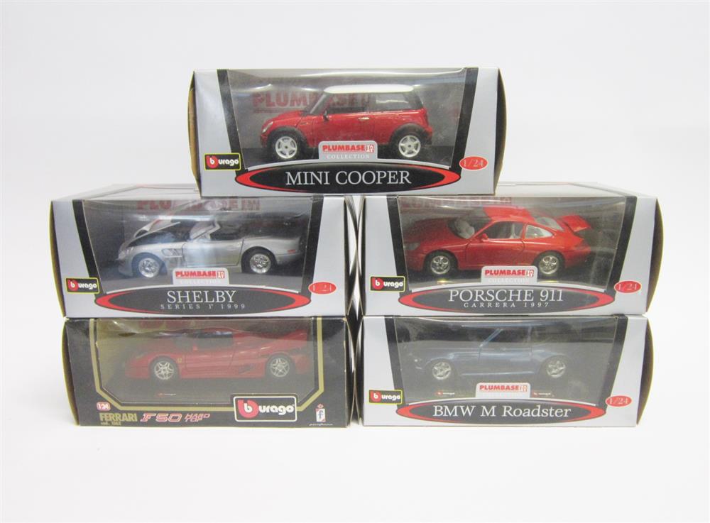 FIVE BBURAGO 1/24 SCALE DIECAST MODEL CARS comprising a Mini Cooper, Shelby Series I, Porsche 911,