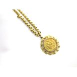 A 1907 SOVEREIGN in a 9 carat pendant mount, 12g gross, on a gilt metal chain