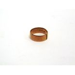 A 9CT GOLD WEDDING RING cut, 4g gross