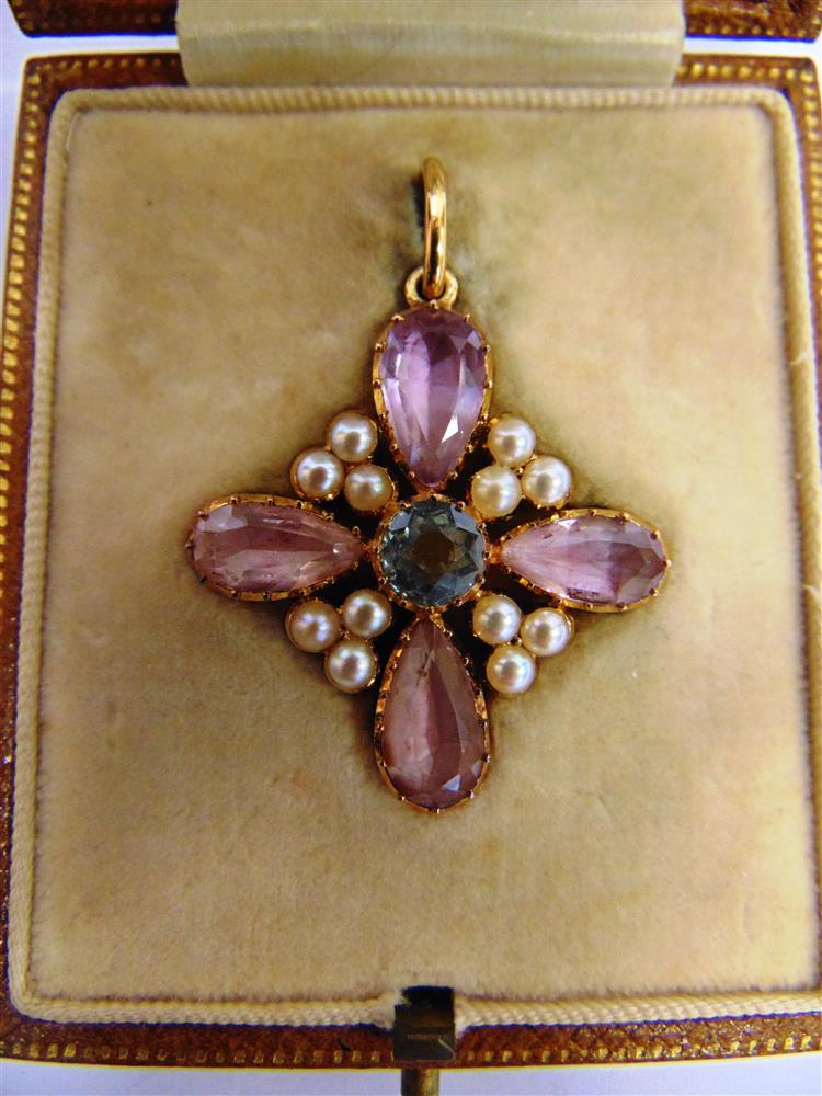 A PINK TOPAZ AQUAMARINE AND SPLIT PEARL CRUCIFORM PENDANT circa 1900, in a fitted Carringtons - Image 2 of 2