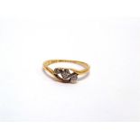 A THREE STONE DIAMOND RING the graduated single cuts box set, finger size M, 1.7g gross