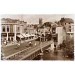 POSTCARDS - SOMERSET Approximately 70 topographical and other cards, including real photographic