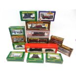 [OO GAUGE]. A G.W.R. COLLECTION comprising Hornby No.R2464, G.W.R. Class 2800 2-8-0 tender