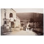 POSTCARDS - SOMERSET Approximately 217 cards, including real photographic views of Cross Village;