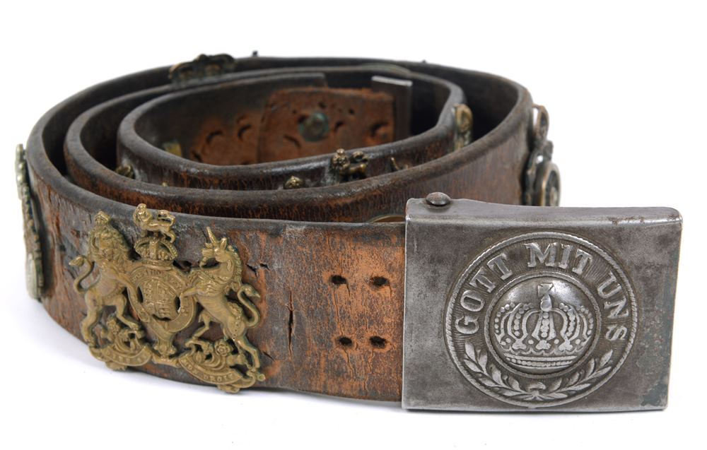 GREAT WAR - AN IMPERIAL GERMAN 'GOTT MIT UNS' LEATHER BELT AND STEEL BUCKLE  of standard