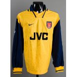 Lee Dixon: a yellow & blue Arsenal No.