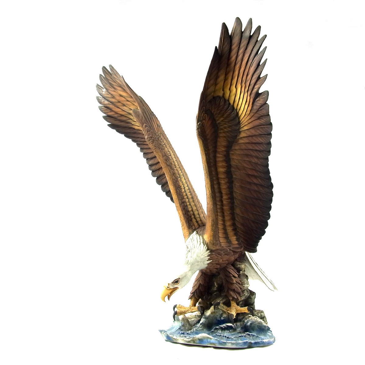 A large Italian Capo di Monte eagle, 20th century.