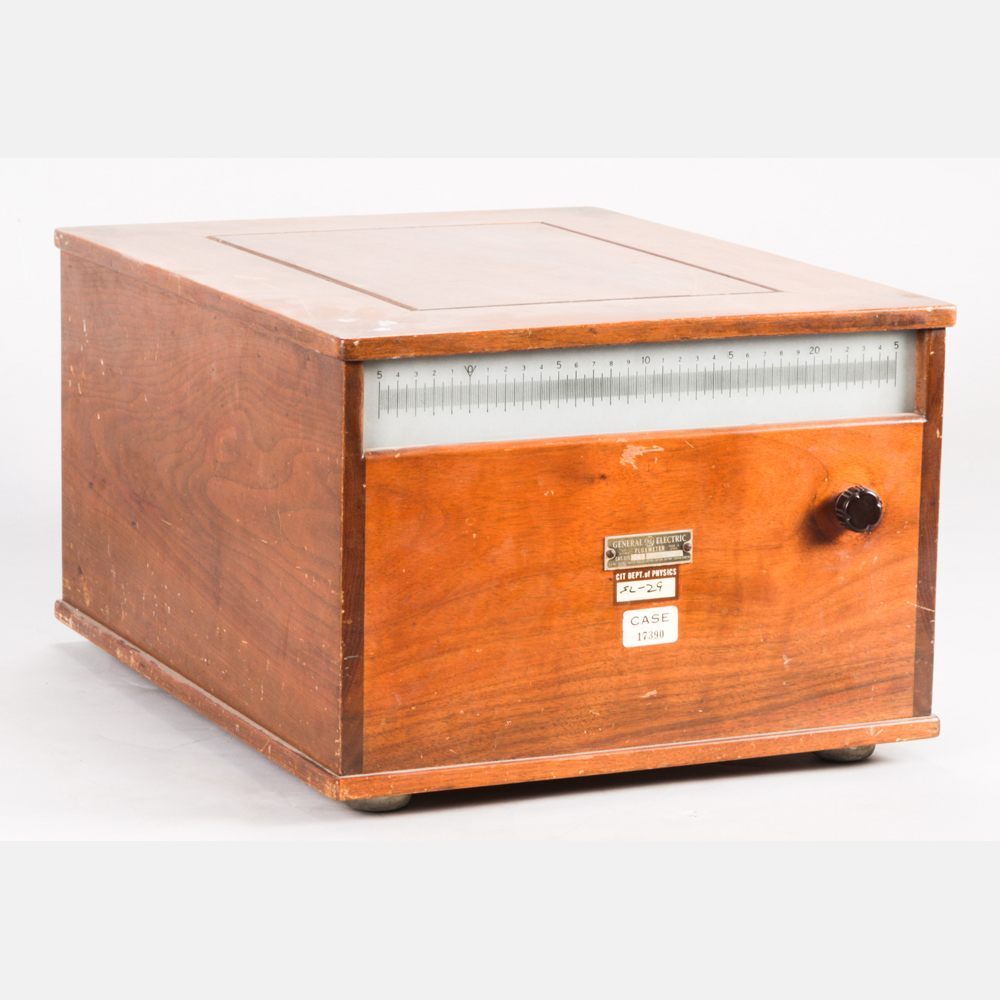 A Large Mirror Galvanometer by General Electric, Early 20th Century. Numbered 248. H: 10   W: 14 - Image 2 of 6