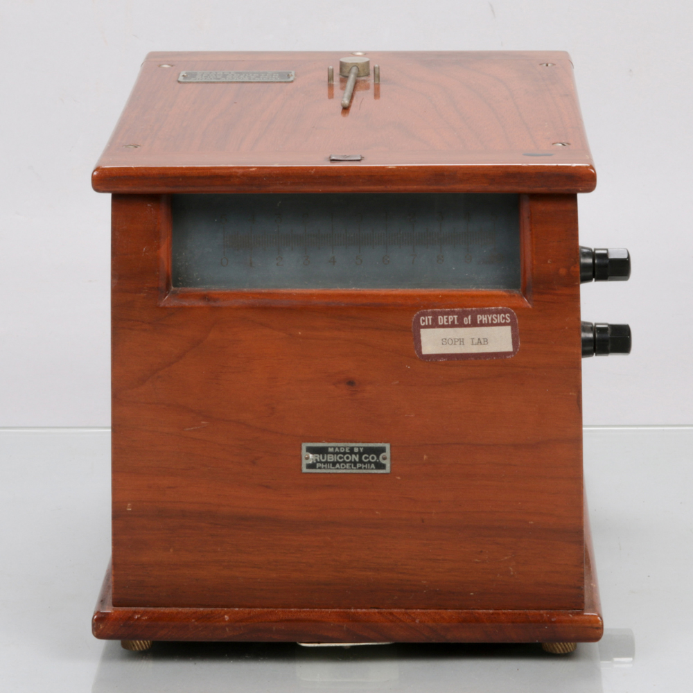 A Laboratory Mirror Galvanometer by Rubicon Co., Early 20th Century. H: 7   W: 9 3/4   D: 7 1/4 - Image 3 of 8