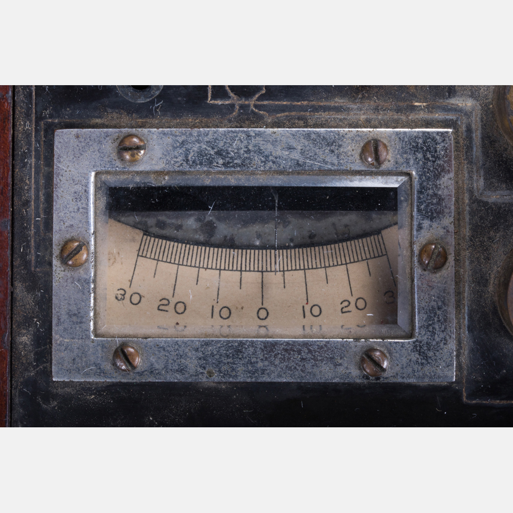 A Potentiometer with Built-in Galvanometer, 20th Century. Having provision for an external - Image 4 of 6