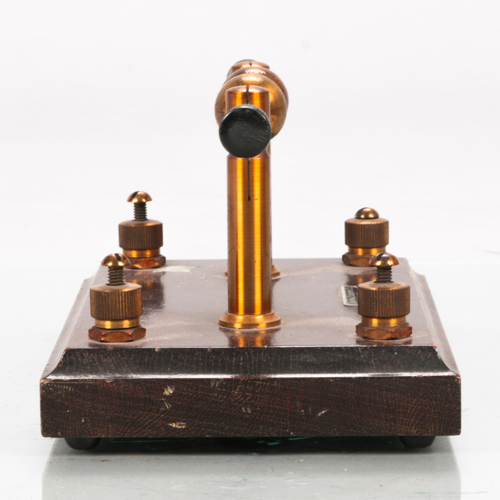 An Adjustable Spark Gap or Wireless Oscillator, Early 20th Century. For use with an induction coil - Image 2 of 4