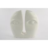 Vaso in ceramica bianca, "Il Volto", H cm 26 Starting Price: €50