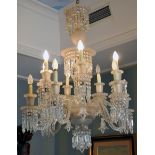 Lampadario di Boemia a dodici luci, XX secolo, H cm 105 Starting Price: €700