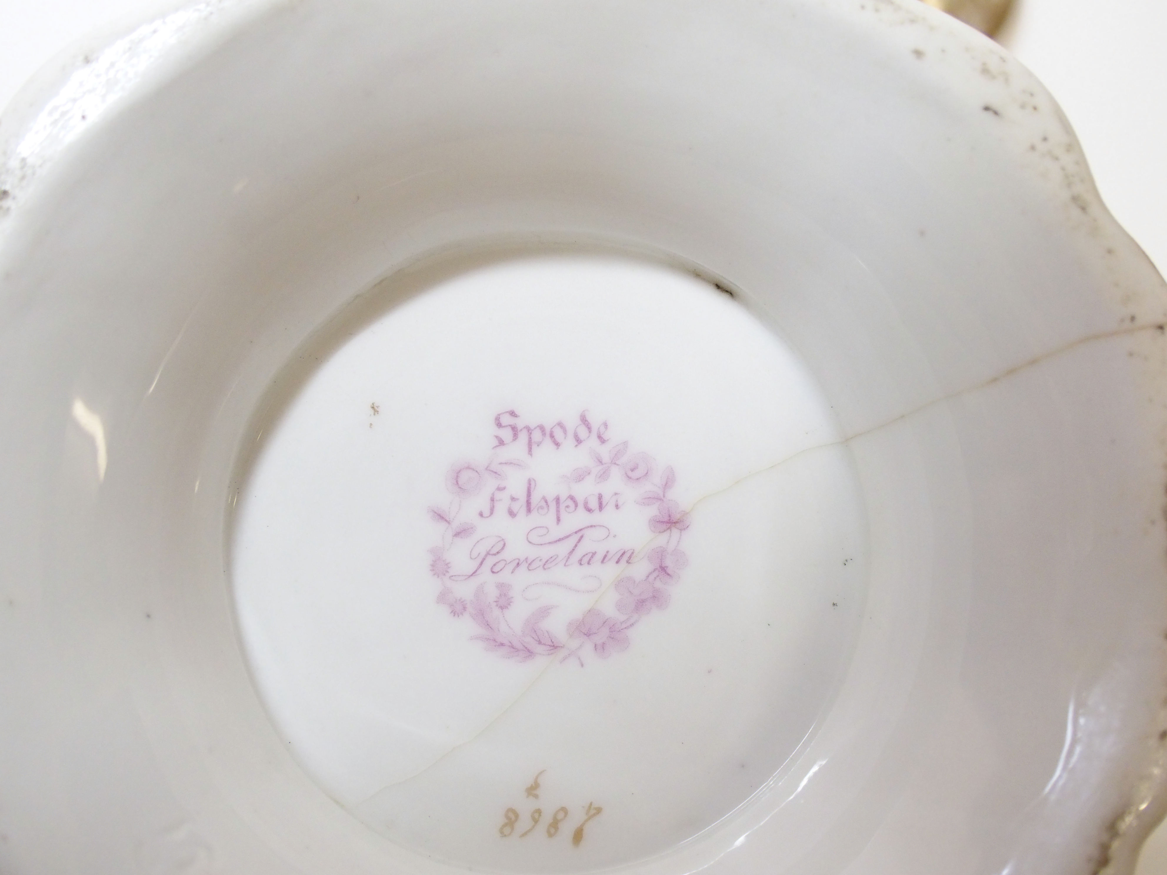 A Spode porcelain tea service, 19th Century gilt stylized vines to white ground, comprising; a - Image 7 of 13