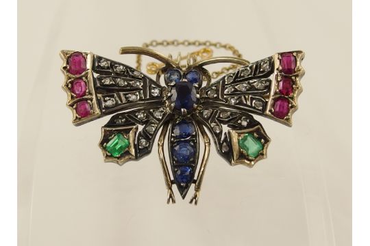 A Victorian butterfly brooch in yellow and white metal, the body set with sapphires and the - Image 3 of 7