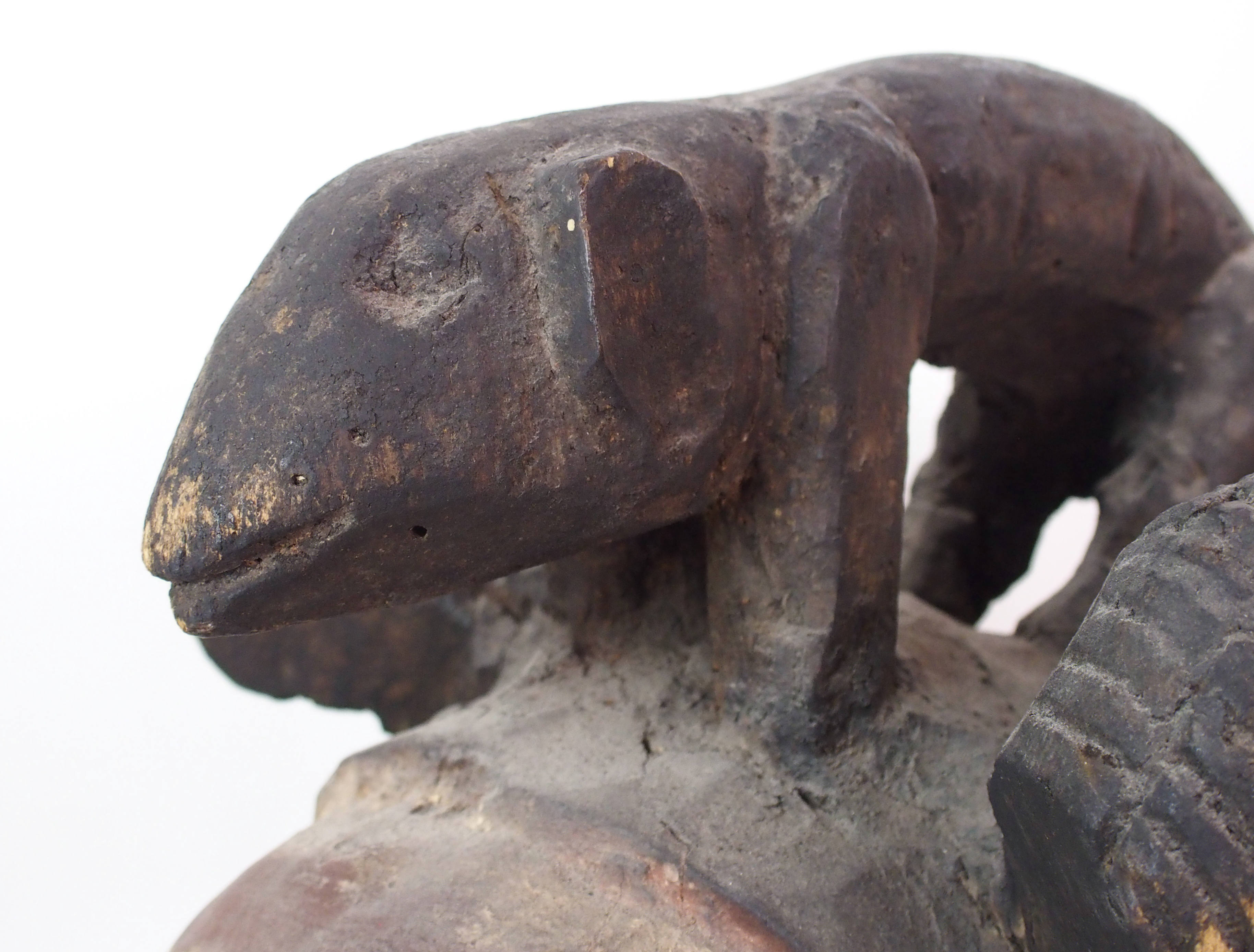 An African carved and painted wood mask with animal finial and scroll shaped ears, 38cm high - Image 9 of 10