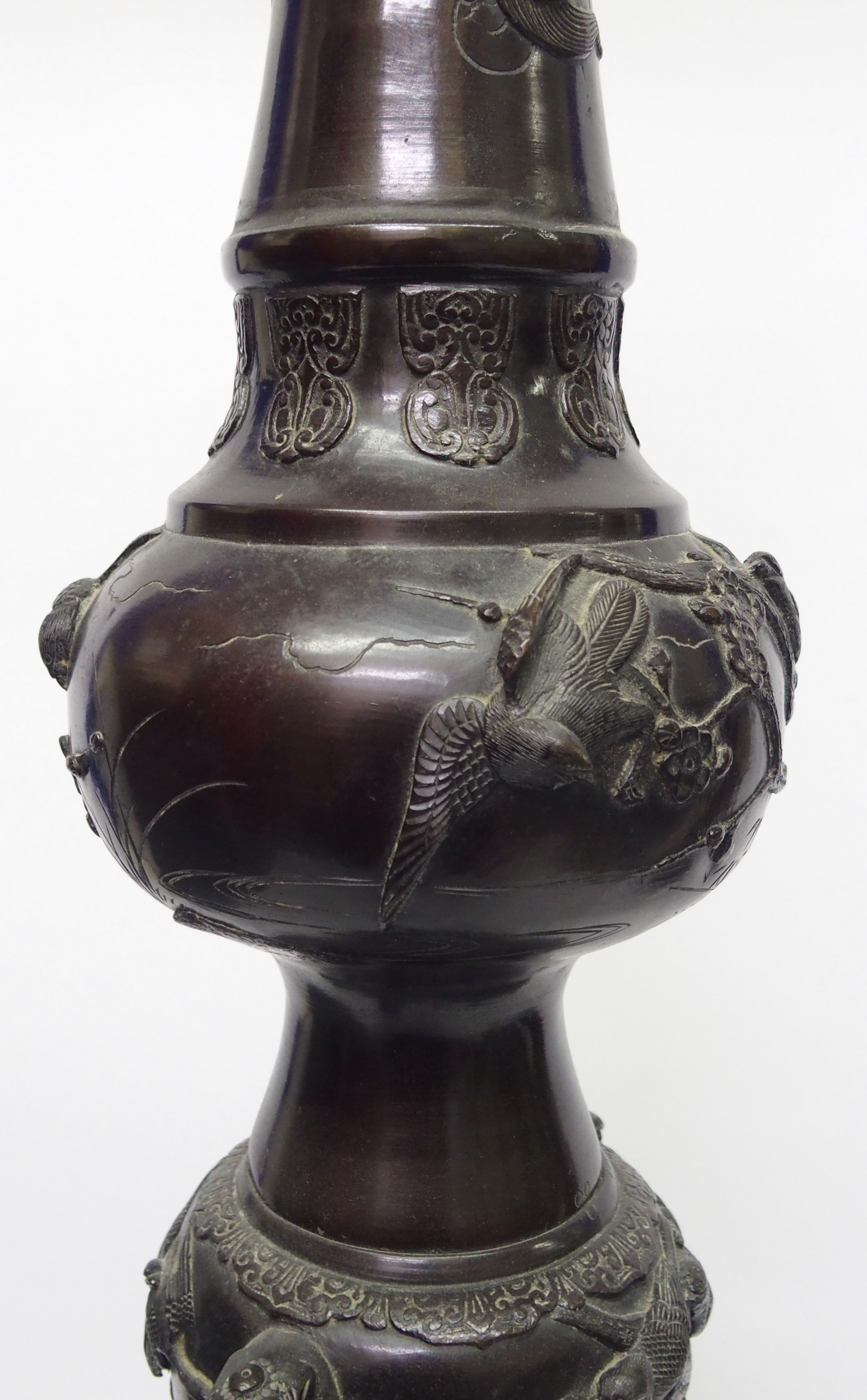 A large Japanese bronze oil lamp cast in sections with cranes, dragons, turtles, lappets, clouds and - Image 5 of 10