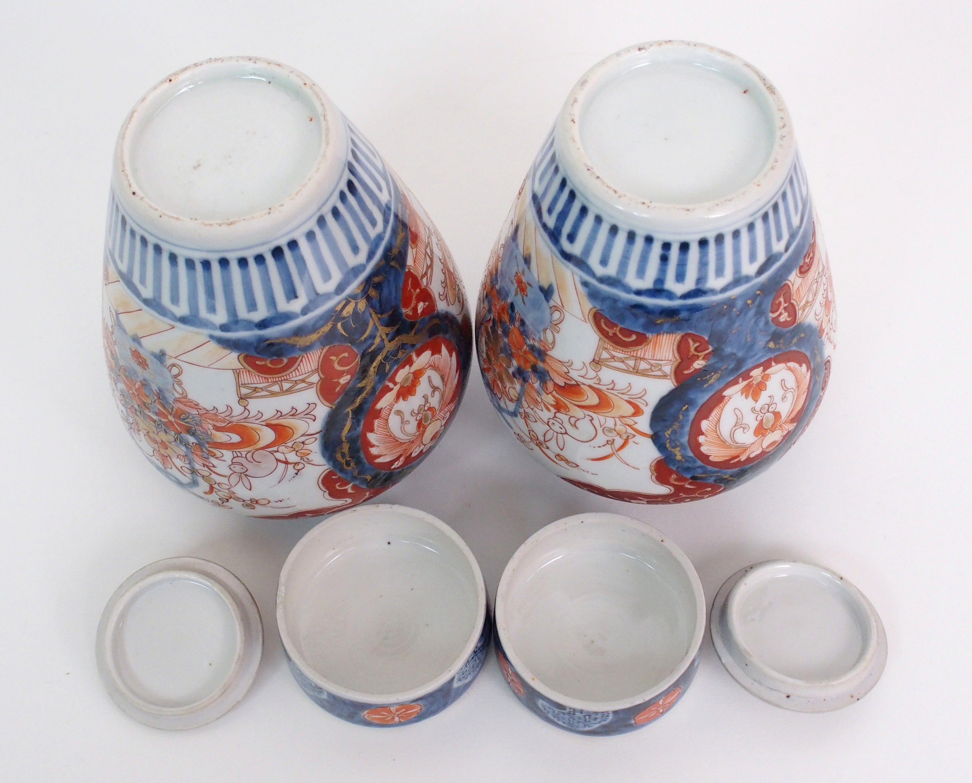 A pair of Imari baluster vases, covers and liners  painted with jardinieres of flowers and rabbits - Image 9 of 10