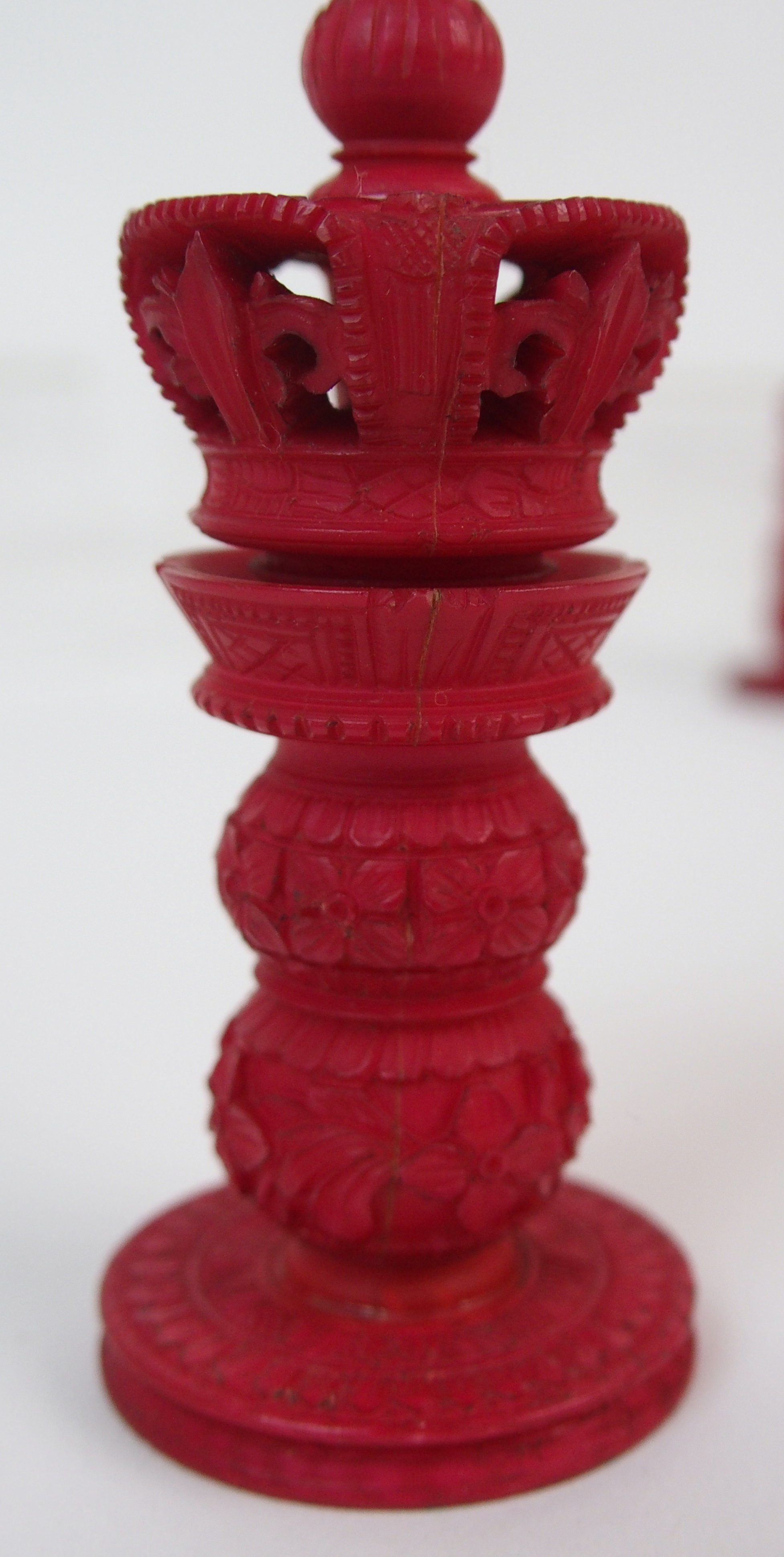 A Cantonese ivory chess set the King and Queen carved with pierced crown above double baluster - Image 9 of 10