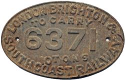 Wagon Plate London Brighton & South Coast Railway To Carry 10 Tons 6371. Measures 15in x 9in and