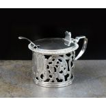 A Victorian silver mustard pot, WHW, London 1841,