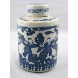 A Chinese blue and white tea caddy decor