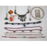 A quantity of fashion and other jeweller