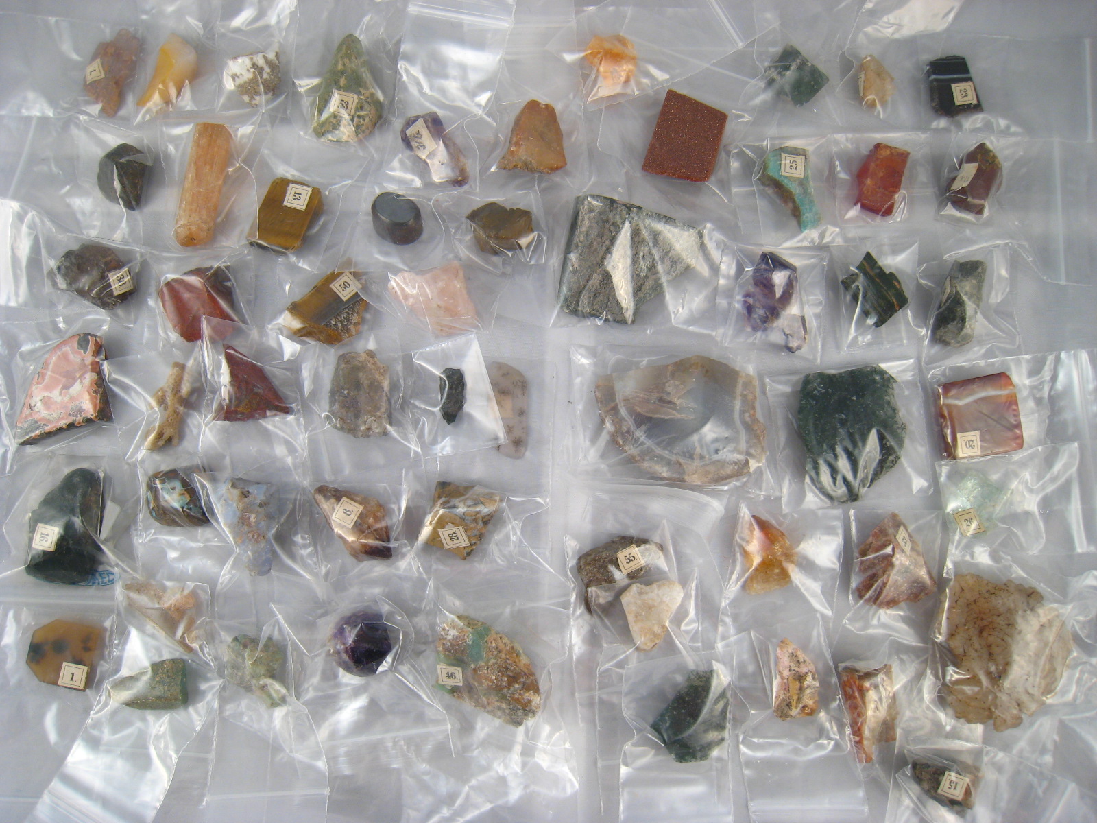 Gemmological interest. A mixed lot of mineral specimens including various crystals.