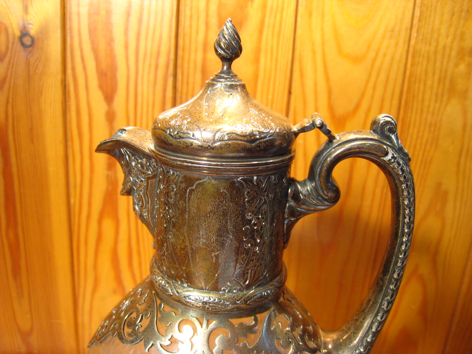 A Victorian silver mounted cut and engraved glass claret jug, - Image 12 of 16