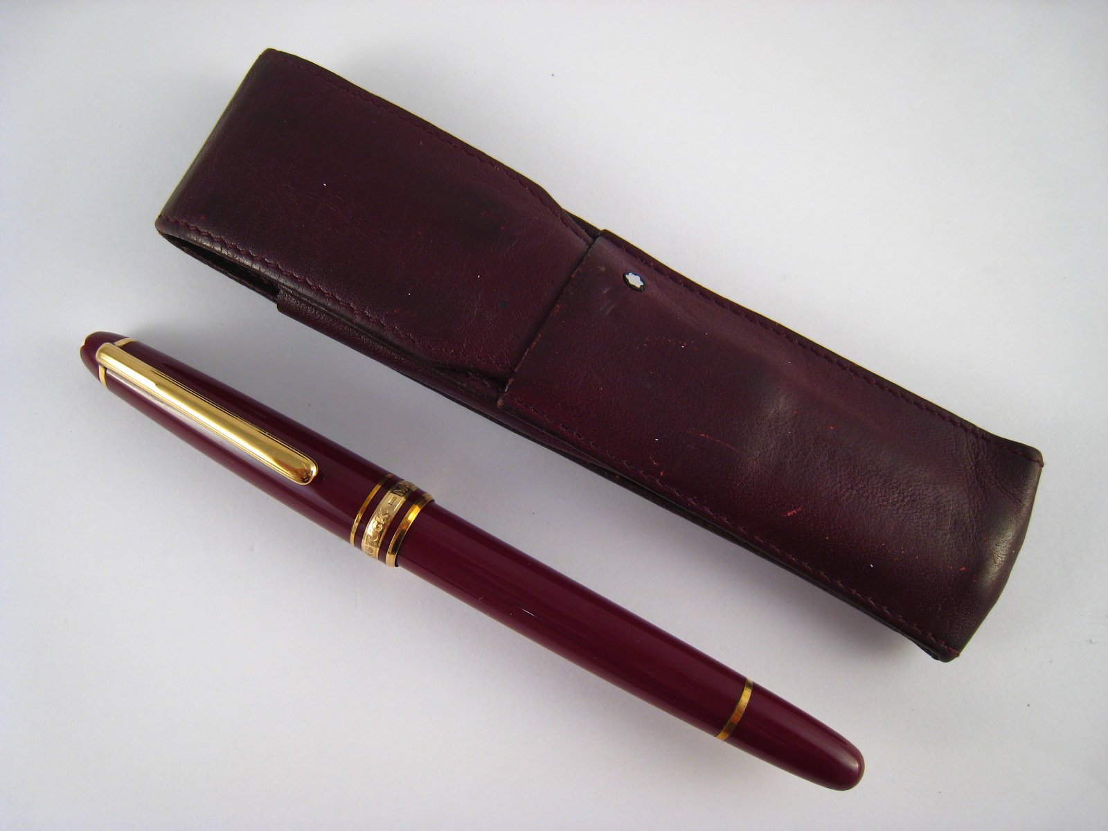 A Montblanc Meisterstuck ballpoint pen in leather case.