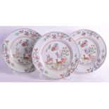 A SET OF THREE 18TH CENTURY CHINESE EXPORT FAMILLE ROSE PLATES Qianlong, painted with spotted deer