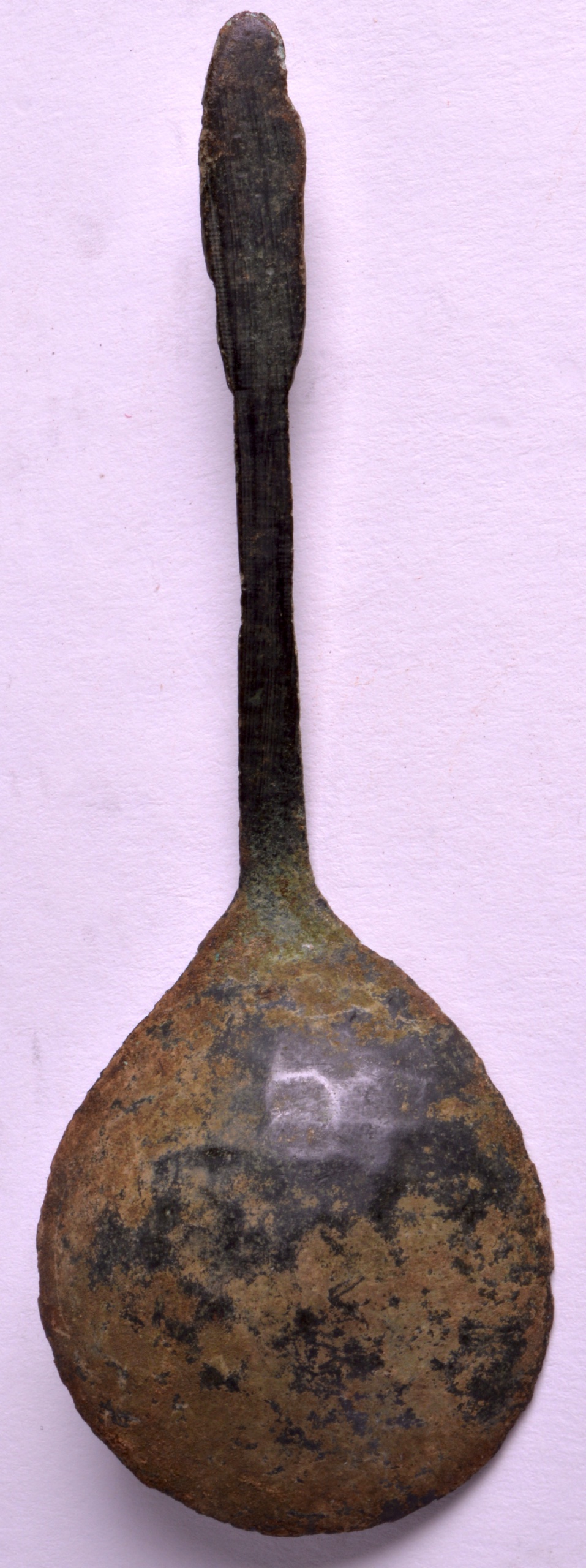 A LATE 14TH CENTURY EUROPEAN APOSTLE SPOON C1380-1400 with figural terminal. 4.75ins long. - Image 2 of 2