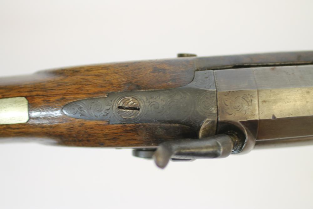 AN ENGLISH PERCUSSION SPORTING GUN, 19th century, the 32 1/2" damascus barrel with octagonal - Bild 4 aus 6