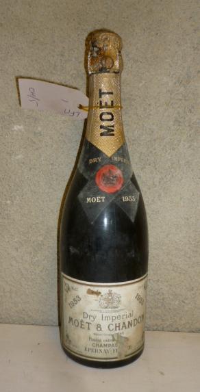 One bottle 1953 Moet et Chandon Dry Imperial