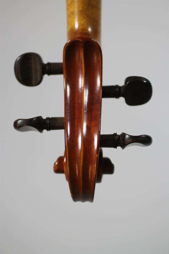 AN ENGLISH VIOLIN, labelled Stanton Willis Bates, Halifax 1923, with a 14" two piece back, - Image 6 of 10
