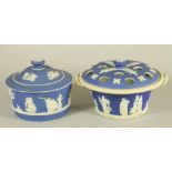 A WEDGWOOD BLUE JASPER DIP POT POURRI AND COVER, early 20th century, of flared cylindrical form,