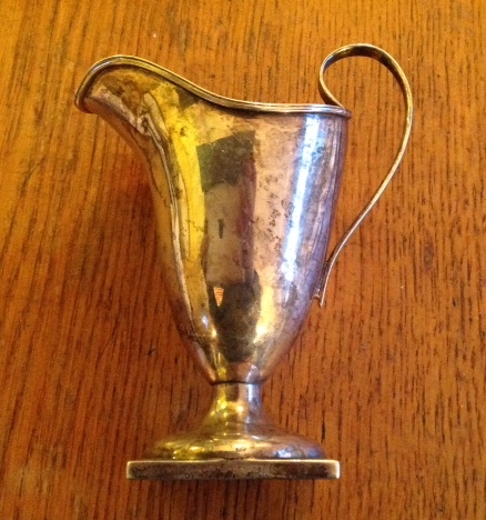 Helmet shaped silver creamer Birmingham 1903 maker W G K 4.2ozt