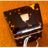 Fine quality tortoiseshell and ivory needlecase in the form of a miniature knife box with original