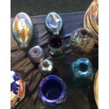 Eight designer glass items inc. Okra, C Ramsey etc.