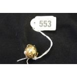 Gold jewellery: Opening ball pendant or bracelet charm. Tested 14k.