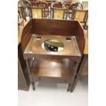 Early 19th cent. Mahogany washstand on turned tapering supports.