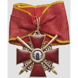 St. Anna-Orden - Kreuz 2. Klasse mit Schwertern, Russland um 1910   Gold und Emaille. In den
