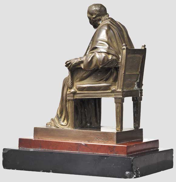 Jean-Antoine Houdon (1741 - 1828) - Bronzefigur des sitzenden Voltaire   Patinierte - Image 2 of 2