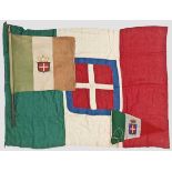 Drei Flaggen   Eine Militärflagge wohl aus der Zeit zwischen 1900 - 1918 aus vernähtem