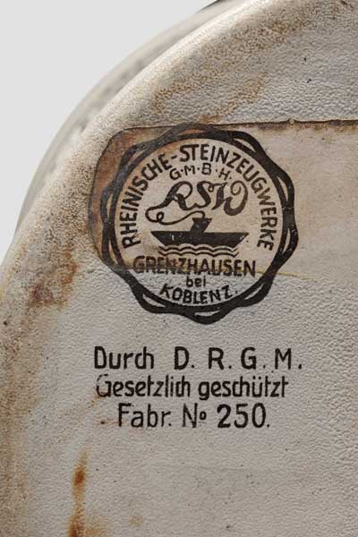 Bowletopf und Kühler "Rheinland Befreiung 1930"  Steinzeug, grau glasiert, im Boden jeweils die - Bild 3 aus 3